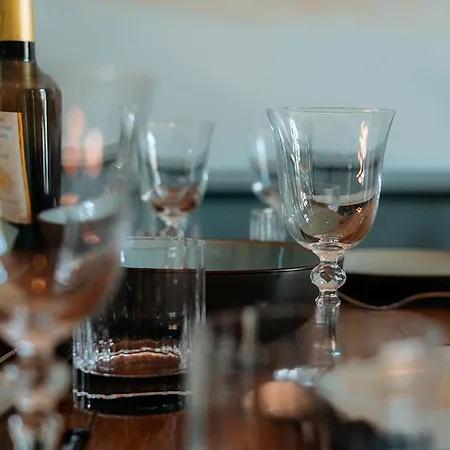 Mes à Moi In - De Charme - Baignoire Balnéo Appartement