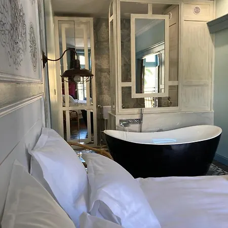 Mes A Moi In - De Charme - Baignoire Balneo