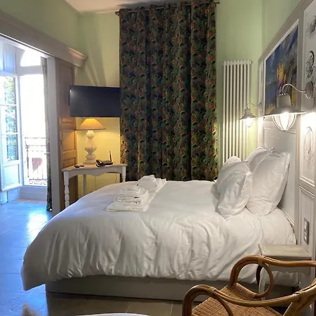 Mes A Moi In - De Charme - Baignoire Balneo Apartment *