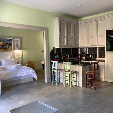 Mes A Moi In - De Charme - Baignoire Balneo Apartment