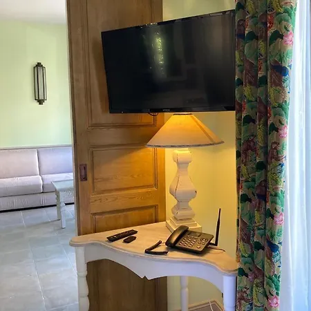 Apartment Mes A Moi In - De Charme - Baignoire Balneo Pezenas
