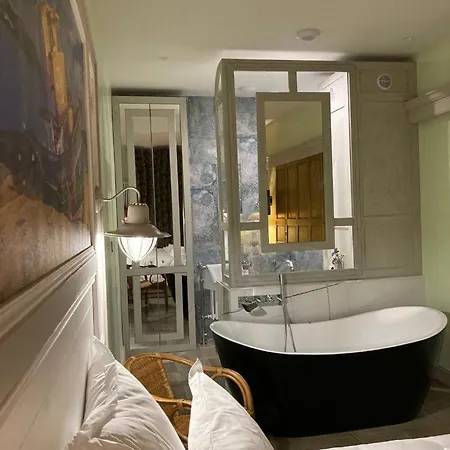 Mes A Moi In - De Charme - Baignoire Balneo Apartament Pézenas