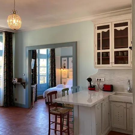 Apartament Mes A Moi In - De Charme - Baignoire Balneo Pézenas