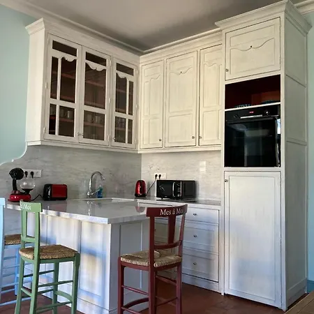 Apartment Mes A Moi In - De Charme - Baignoire Balneo