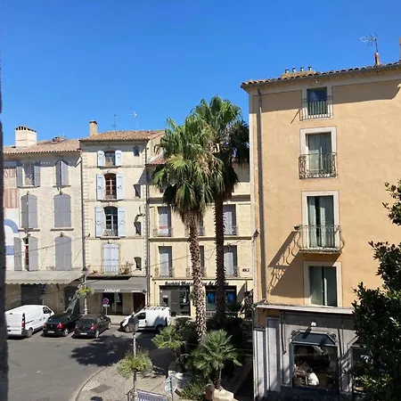 Apartment Mes A Moi In - De Charme - Baignoire Balneo