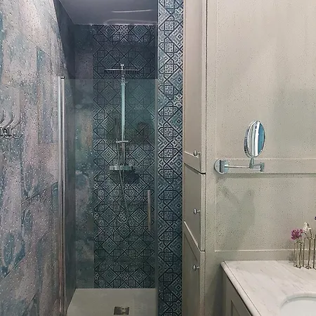 Mes A Moi In - De Charme - Baignoire Balneo Apartament Pézenas